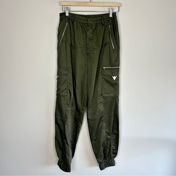 Retrofête Mia bomber jacket & Kira jogger satin set Army Green - Picture 12 of 16